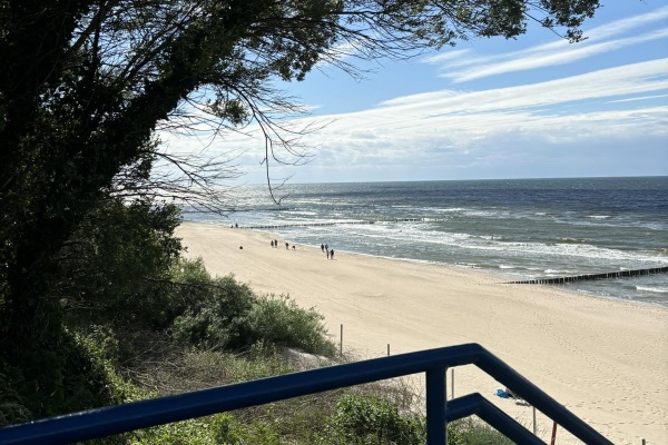 Widok na plażę w Rewalu